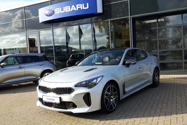 Kia Stinger din 2022 cu 16.811 km - oferta KIA114778 - foto 1