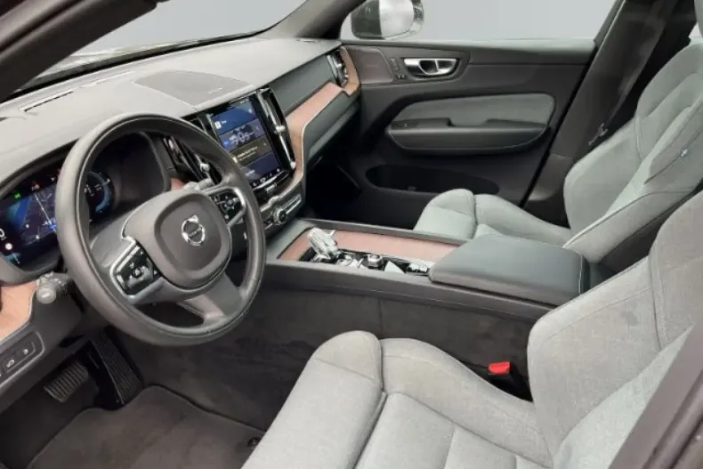 Volvo XC60 din 2021 cu 50.400 km - oferta VOL114784 - foto 10