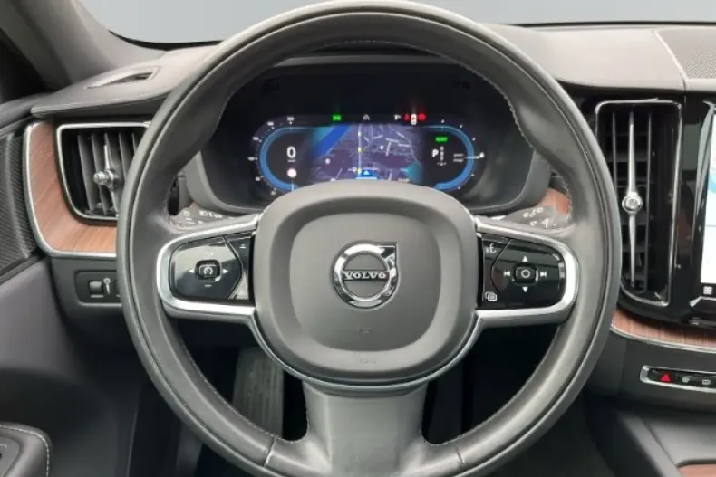 Volvo XC60 din 2021 cu 50.400 km - oferta VOL114784 - foto 12