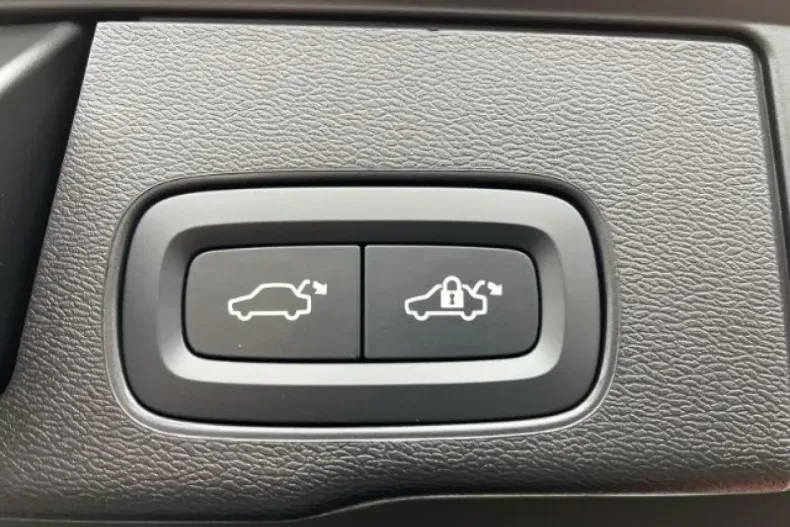 Volvo XC60 din 2021 cu 50.400 km - oferta VOL114784 - foto 18