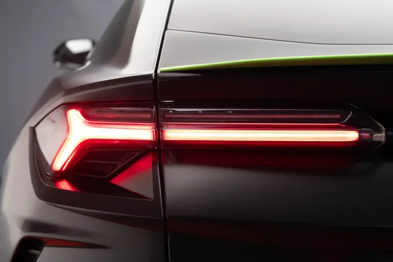 Lamborghini Urus din 2022 cu 10.000 km - oferta LAM114785 - foto 11