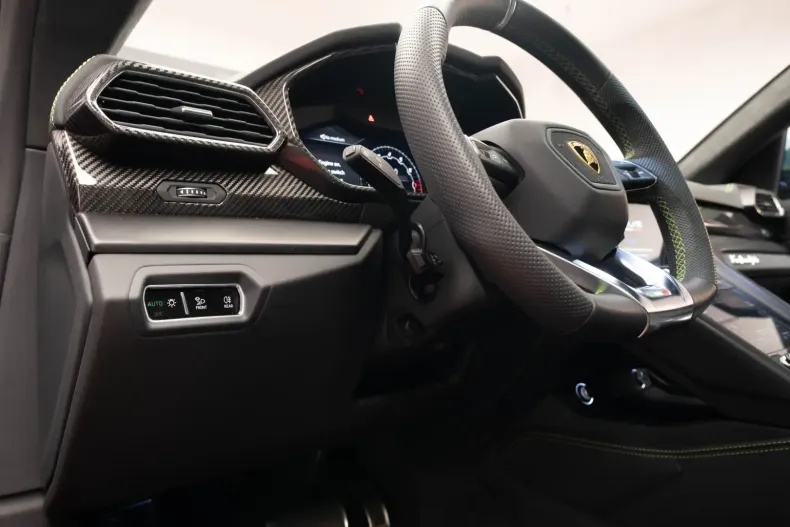 Lamborghini Urus din 2022 cu 10.000 km - oferta LAM114785 - foto 19