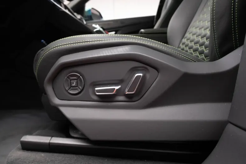 Lamborghini Urus din 2022 cu 10.000 km - oferta LAM114785 - foto 25