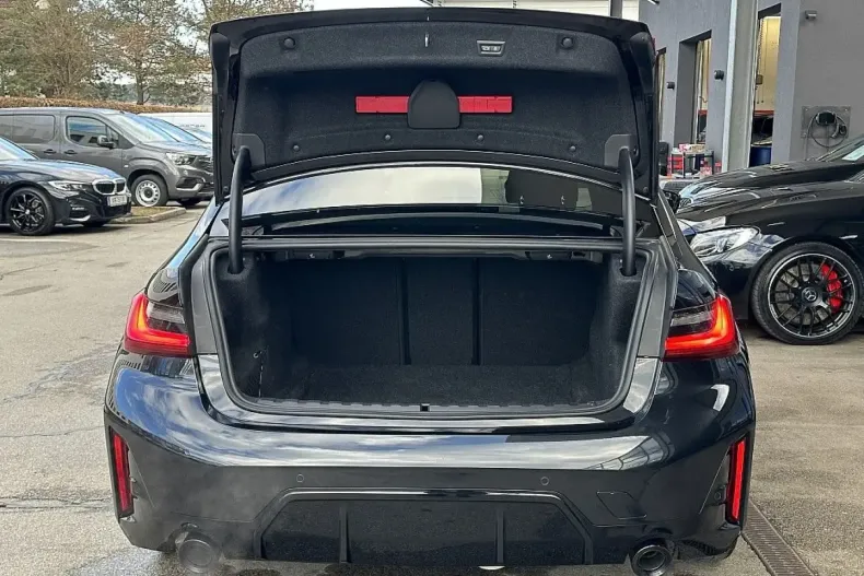 BMW 330 din 2023 cu 20.000 km - oferta BMW114791 - foto 16