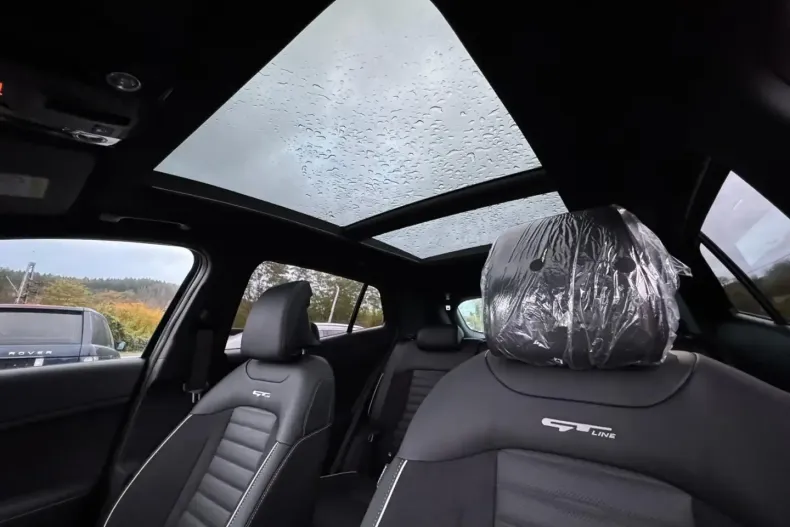 Kia Sportage din 2023 cu 30.000 km - oferta KIA114794 - foto 8