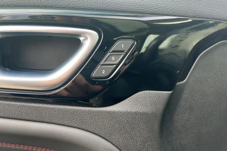 Jeep Compass din 2022 cu 38.322 km - oferta JEE114797 - foto 14