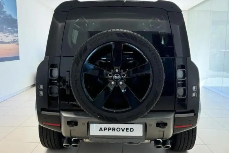 Land Rover Defender din 2024 cu 10.900 km - oferta LAN114804 - foto 7