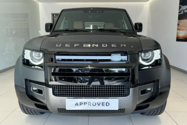 Land Rover Defender din 2024 cu 10.900 km - oferta LAN114804 - foto 8