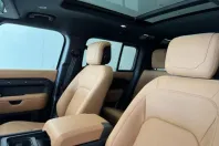 Land Rover Defender din 2024 cu 10.900 km - oferta LAN114804 - foto 14