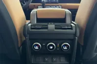 Land Rover Defender din 2024 cu 10.900 km - oferta LAN114804 - foto 17