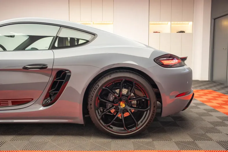 Porsche Cayman din 2024 cu 7.250 km - oferta POR114807 - foto 22