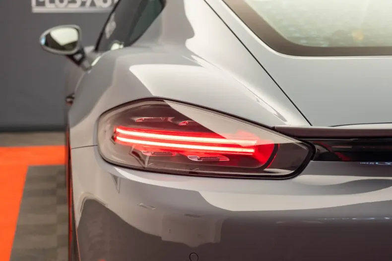 Porsche Cayman din 2024 cu 7.250 km - oferta POR114807 - foto 24