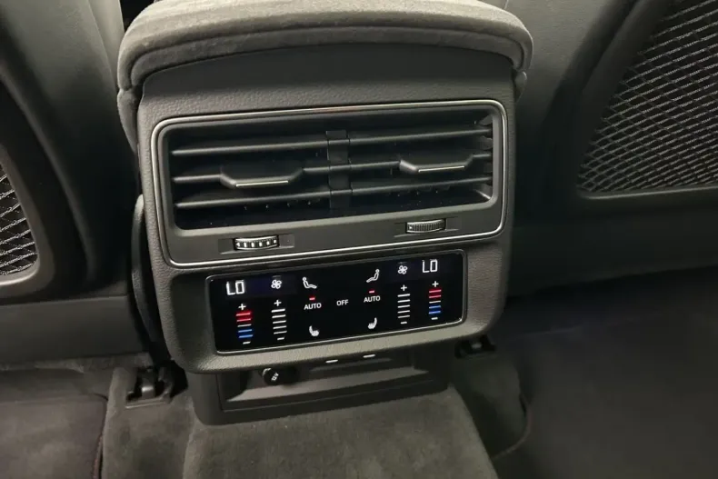 Audi RSQ8 din 2024 cu 9.350 km - oferta AUD114817 - foto 15