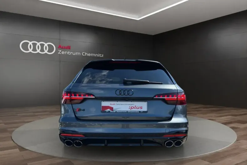 Audi S4 din 2024 cu 12.140 km - oferta AUD114832 - foto 4