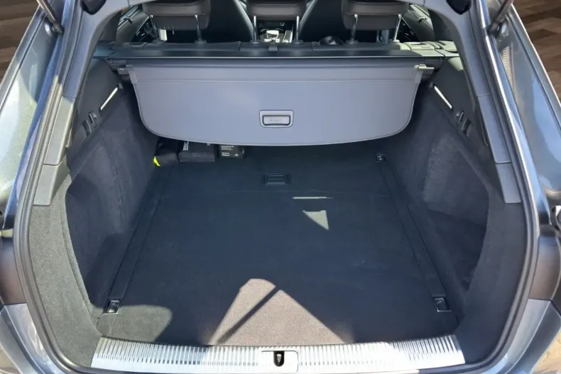 Audi S4 din 2024 cu 12.140 km - oferta AUD114832 - foto 5