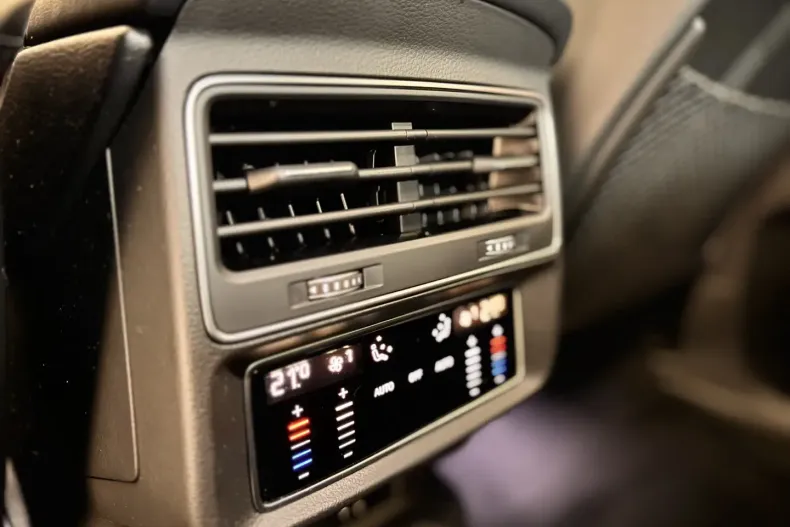 Audi Q7 din 2023 cu 131.000 km - oferta AUD114833 - foto 22