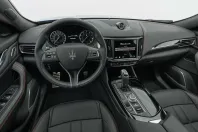 Maserati Levante din 2024 cu 25.500 km - oferta MAS114838 - foto 7