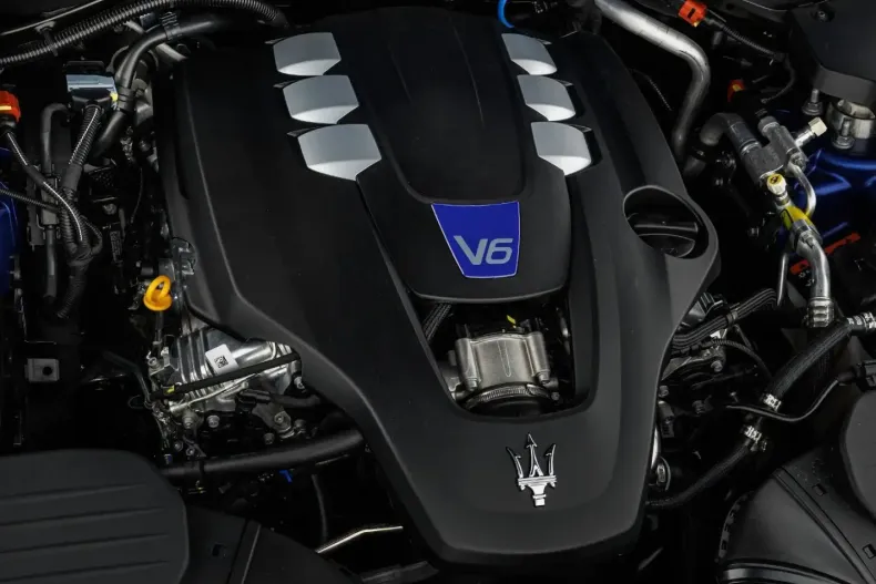 Maserati Levante din 2024 cu 25.500 km - oferta MAS114838 - foto 24