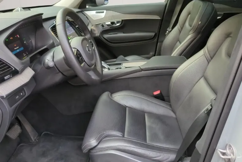 Volvo XC90 din 2024 cu 26.500 km - oferta VOL114848 - foto 15