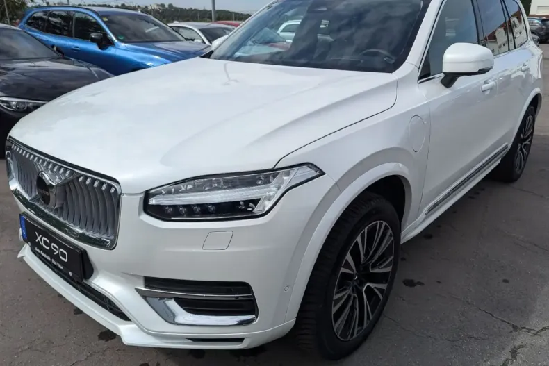 Volvo XC90 din 2023 cu 32.000 km - oferta VOL114849 - foto 1