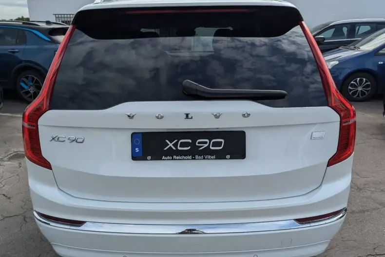 Volvo XC90 din 2023 cu 32.000 km - oferta VOL114849 - foto 4