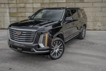 Cadillac Escalade din 2025 - oferta CAD114854