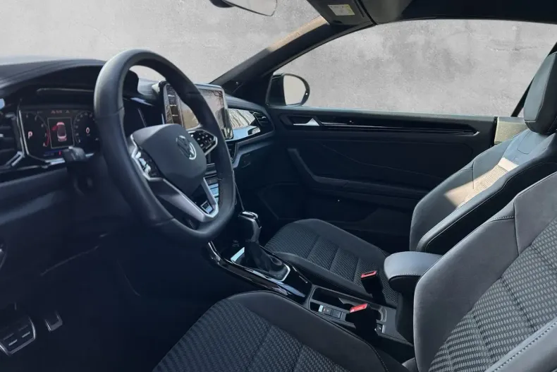 Volkswagen T-Roc din 2023 cu 10.841 km - oferta VOL114857 - foto 5