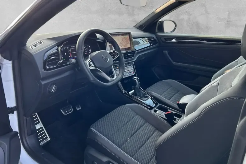 Volkswagen T-Roc din 2023 cu 10.841 km - oferta VOL114857 - foto 6