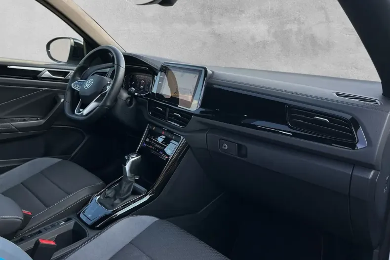 Volkswagen T-Roc din 2023 cu 10.841 km - oferta VOL114857 - foto 10