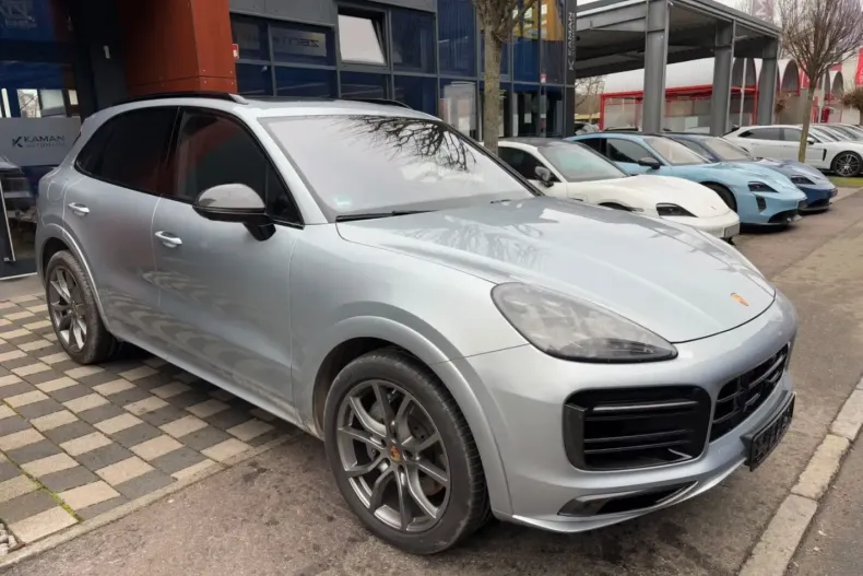 Porsche Cayenne din 2022 cu 9.200 km - oferta POR114859 - foto 3