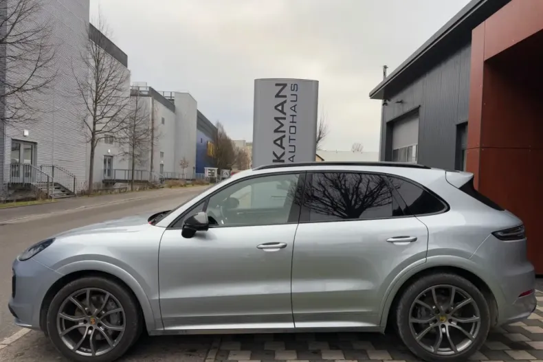 Porsche Cayenne din 2022 cu 9.200 km - oferta POR114859 - foto 17