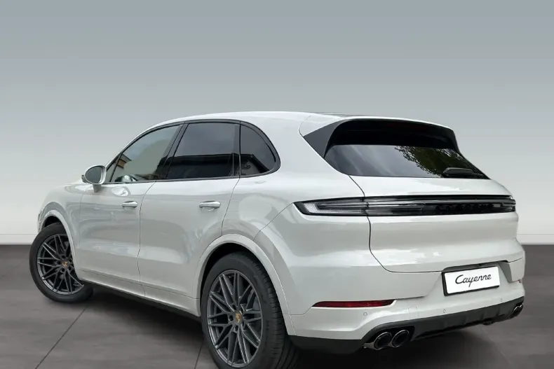 Porsche Cayenne din 2025 cu 3.900 km - oferta POR114860 - foto 3