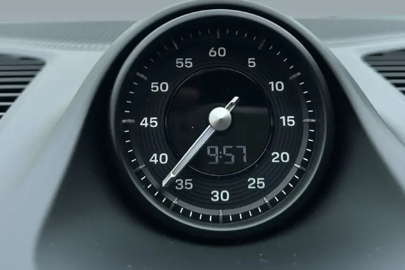 Porsche Cayenne din 2025 cu 3.900 km - oferta POR114860 - foto 15