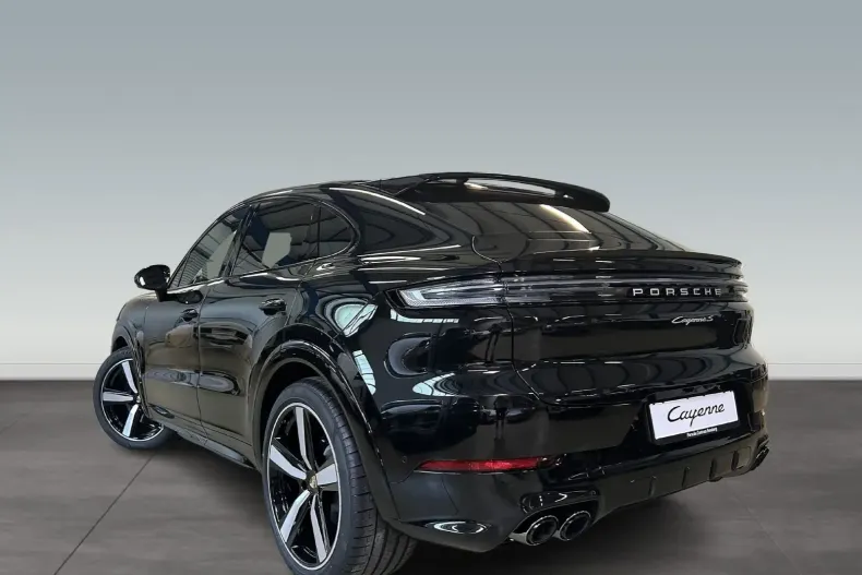 Porsche Cayenne din 2024 cu 7.900 km - oferta POR114862 - foto 2