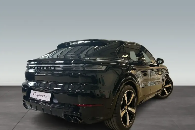 Porsche Cayenne din 2024 cu 7.900 km - oferta POR114862 - foto 4