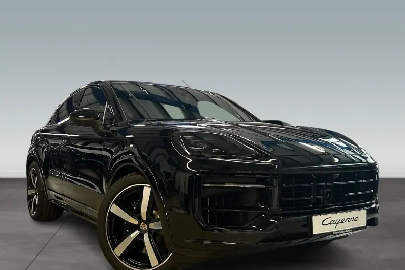 Porsche Cayenne din 2024 cu 7.900 km - oferta POR114862 - foto 6