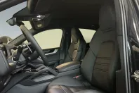 Porsche Cayenne din 2024 cu 7.900 km - oferta POR114862 - foto 10