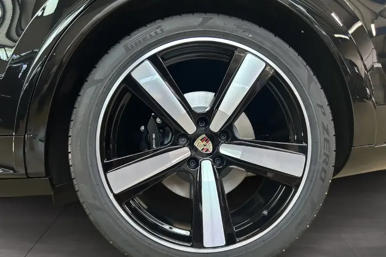 Porsche Cayenne din 2024 cu 7.900 km - oferta POR114862 - foto 18