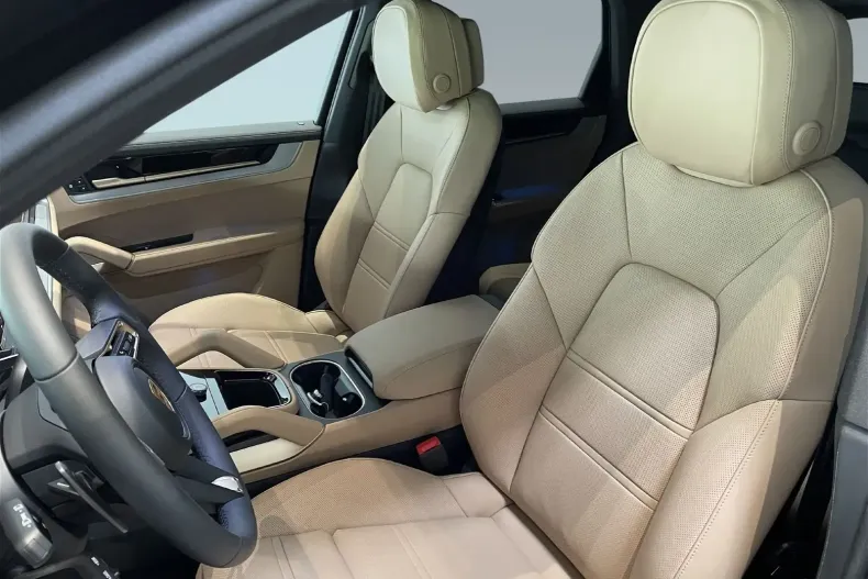 Porsche Cayenne din 2024 cu 12.900 km - oferta POR114866 - foto 11