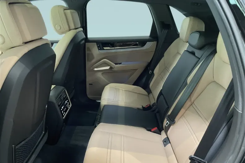 Porsche Cayenne din 2024 cu 12.900 km - oferta POR114866 - foto 15