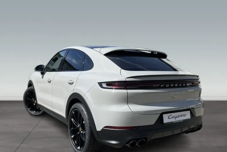 Porsche Cayenne din 2024 cu 8.900 km - oferta POR114867 - foto 3