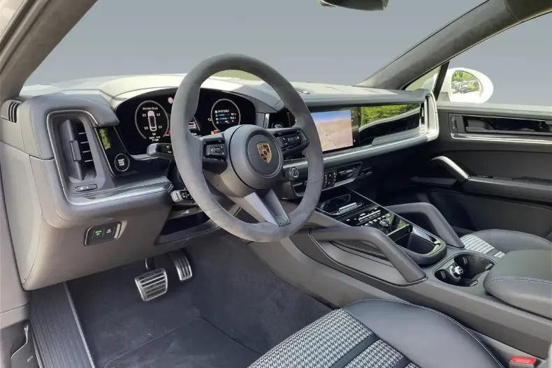 Porsche Cayenne din 2024 cu 8.900 km - oferta POR114867 - foto 10