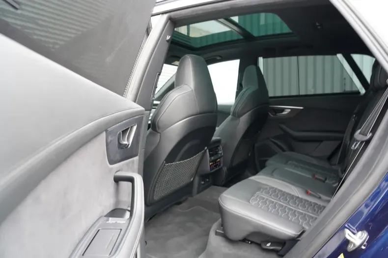 Audi RSQ8 din 2023 cu 17.650 km - oferta AUD114874 - foto 9