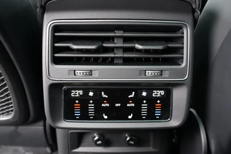 Audi RSQ8 din 2023 cu 17.650 km - oferta AUD114874 - foto 10