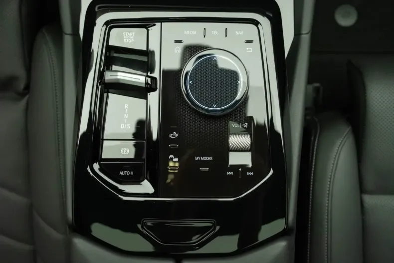 BMW 520 din 2024 cu 19.000 km - oferta BMW114878 - foto 25