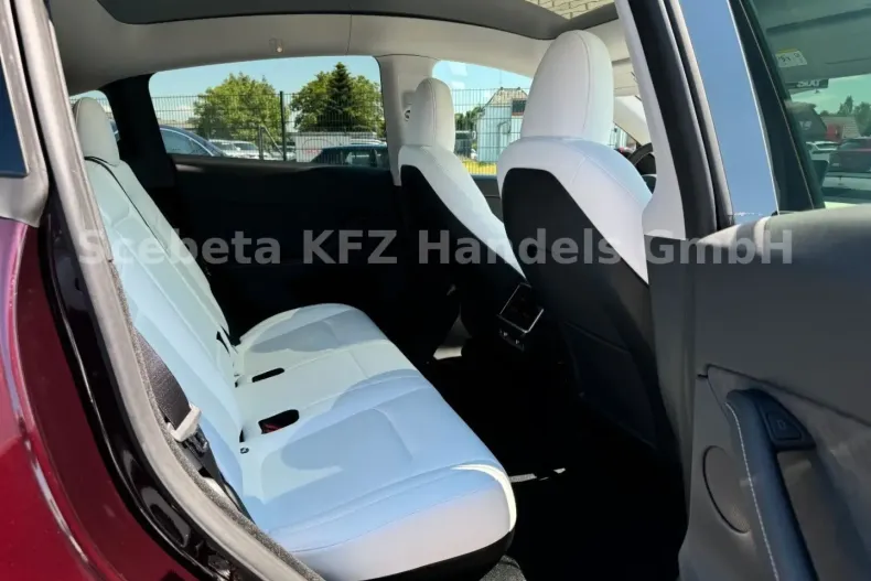 Tesla Model Y din 2023 cu 26.800 km - oferta TES114880 - foto 16