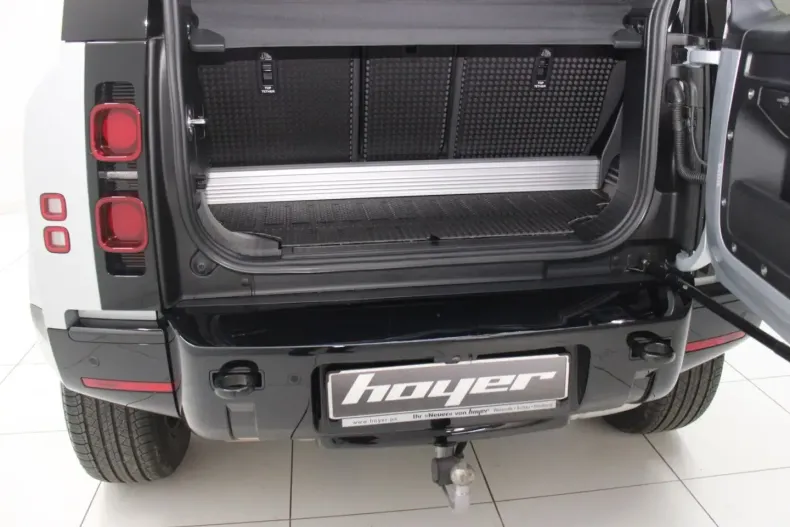 Land Rover Defender din 2024 cu 23.400 km - oferta LAN114883 - foto 10