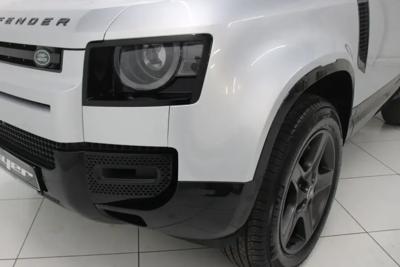 Land Rover Defender din 2024 cu 23.400 km - oferta LAN114883 - foto 11