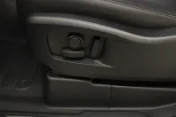 Land Rover Defender din 2024 cu 23.400 km - oferta LAN114883 - foto 13