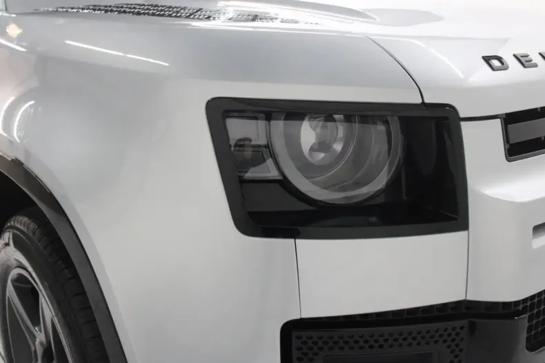 Land Rover Defender din 2024 cu 23.400 km - oferta LAN114883 - foto 19